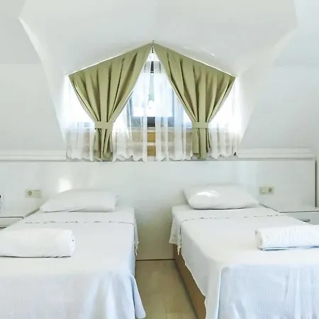 Prestige Ovacik Tatil Evi